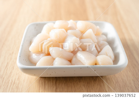 Scallop adductor muscle 139037652
