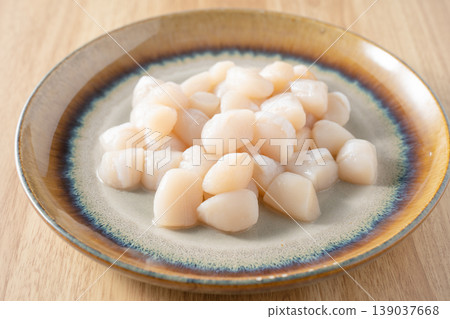 Scallop adductor muscle Scallop adductor muscle 139037668