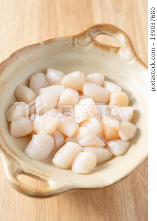 Scallop adductor muscle 139037680