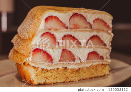 A close-up of an exquisite Japanese strawberry cream mille-feuille cake A close-up of an exquisite Japanese strawberry cream mille-feuille cake 139038112