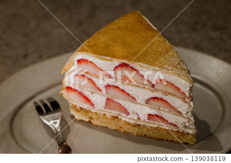 A close-up of an exquisite Japanese strawberry cream mille-feuille cake A close-up of an exquisite Japanese strawberry cream mille-feuille cake 139038119
