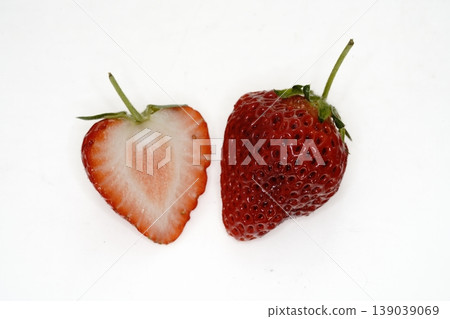 Bright red strawberries, Echigo Hime variety, from Niigata Prefecture. Bright red strawberries, Echigo Hime variety, from Niigata Prefecture. 139039069