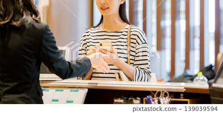 年輕女子,接待員,健身房,教練 年輕女子,接待員,健身房,教練 139039594