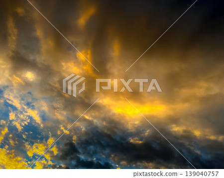 Drawn in by the sunset clouds ~October sky~ 139040757