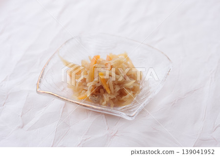 燉白蘿蔔絲 139041952