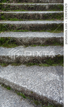Stone stairs 139045429