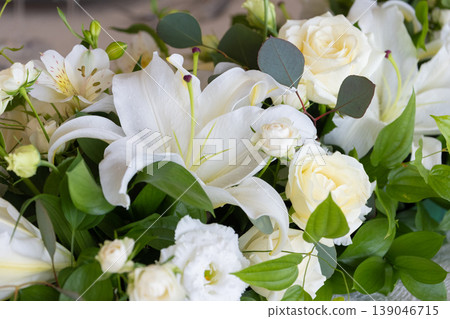 Elegant wedding table centerpieces Elegant wedding table centerpieces 139046715