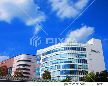 Scenery around Kawaguchi Station in Kawaguchi City, Saitama Prefecture 139048958