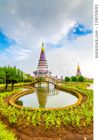 The royal stupa and pagoda dedicated to the king and queen of Thailand in Doi Inthanon national park near Chiang Mai city. "Phra Maha Dhatu Nabha Metaneedol" and "Nabhapol Bhumisiri" in local speak 139050693