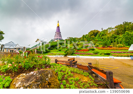 The royal stupa and pagoda dedicated to the king and queen of Thailand in Doi Inthanon national park near Chiang Mai city. "Phra Maha Dhatu Nabha Metaneedol" and "Nabhapol Bhumisiri" in local speak 139050696