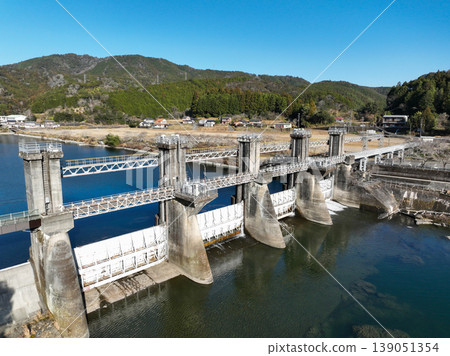 Saga Water Intake Weir, Shimanto Town, Kochi Prefecture 139051354