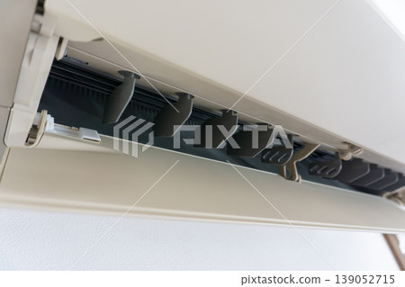 Cleaning of air conditioner Cleaning of air conditioner 139052715