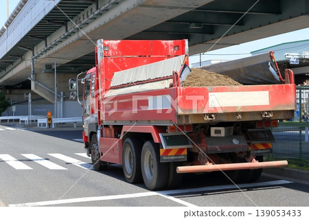 自卸車 自卸車 139053433
