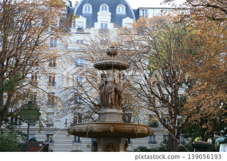 Place Levoix, opposite the Richelieu branch of the National Library 139056193