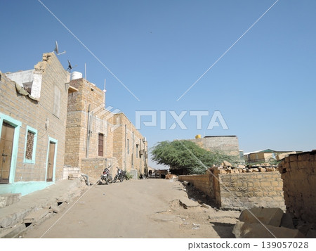 Jaisalmer Fort and the Golden City in Rajasthan, India Jaisalmer Fort and the Golden City in Rajasthan, India 139057028