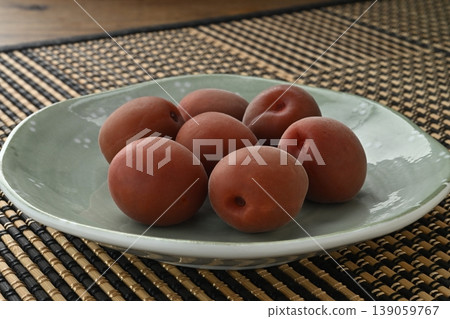 脆脆的李子 139059767