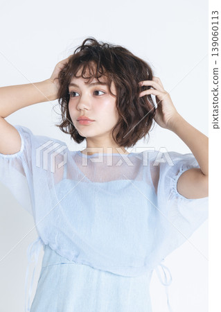 Beauty image: Portrait of a young woman Beauty image: Portrait of a young woman 139060113