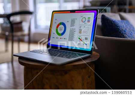 Displaying the data analysis screen on a laptop Displaying the data analysis screen on a laptop 139060553