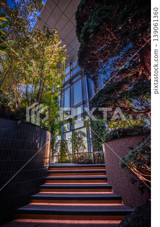 Luftbaum 位於 NEWoMan Takanawa 的頂層。 139061360