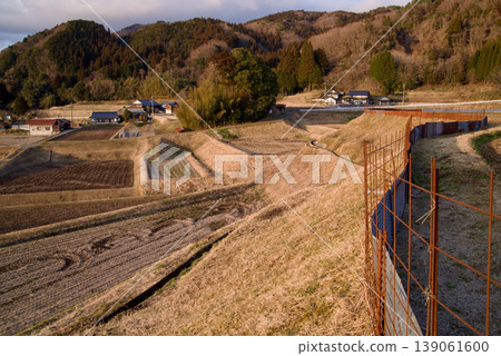 連結梯田遺產:樋和三河內梯田-早春傍晚景色 連結梯田遺產:樋和三河內梯田-早春傍晚景色 139061600
