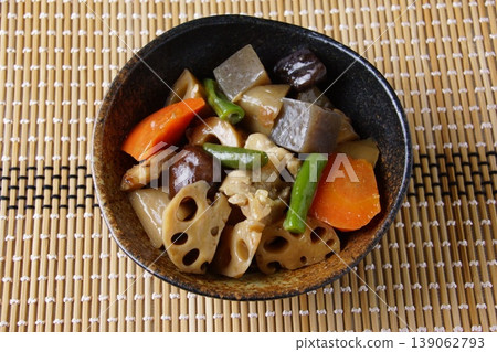 Chikuzen-ni (a type of Japanese stew) - Home-style cooking Chikuzen-ni (a type of Japanese stew) - Home-style cooking 139062793