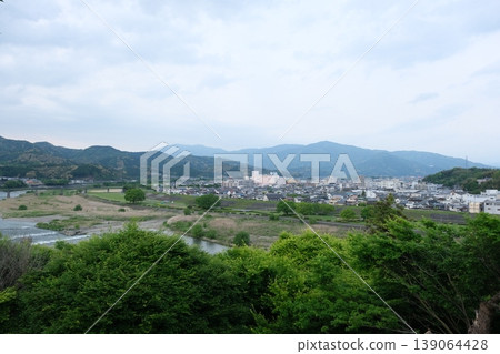 從大津城眺望大津市景 從大津城眺望大津市景 139064428