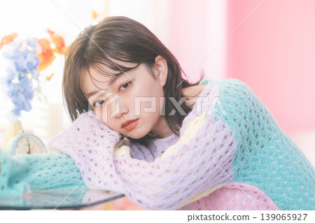 Young lady's portrait 139065927