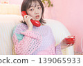 一個女人打個電話 139065933