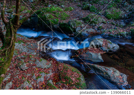 Late Autumn Scenery of Akanishi Valley, Part 20, Shiso City, Hyogo Prefecture Late Autumn Scenery of Akanishi Valley, Part 20, Shiso City, Hyogo Prefecture 139066011