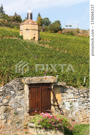 Water well with a dovecote in Bagnols, Beaujolais, France 139066337
