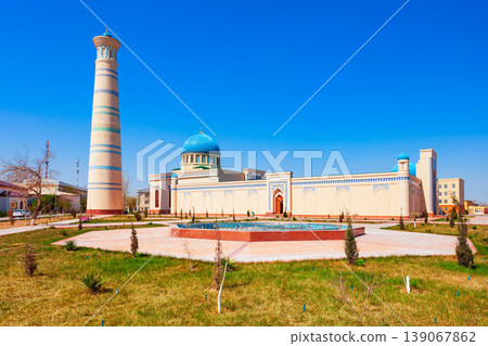 Ohun Bobo Jome Masjidi Mosque, Uzbekistan 139067862