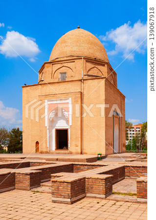 Rukhabad Mausoleum in Samarkand city, Uzbekistan Rukhabad Mausoleum in Samarkand city, Uzbekistan 139067918