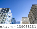 港未來站周圍的高樓大廈和藍天 139068131
