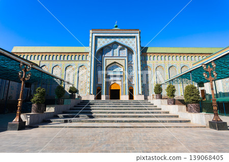 Haji Yaqub Mosque exterior in Dushanbe, Tajikistan 139068405