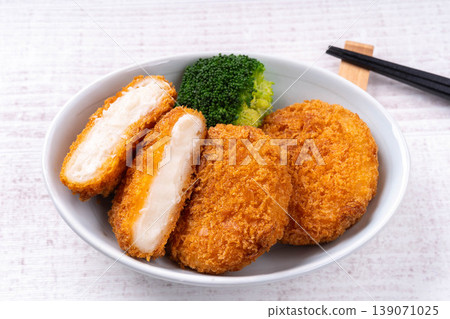 Cream croquette Cream croquette 139071025