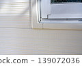 獨立式住宅的窗框與新外牆板 139072036