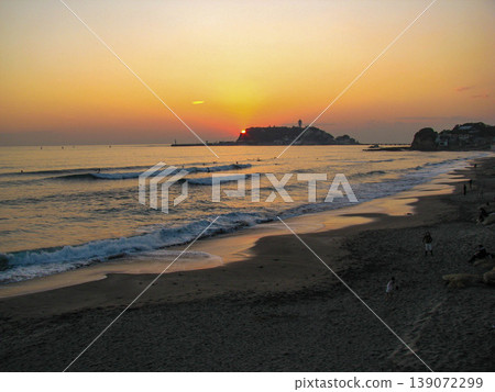 海上和江之島的日落 139072299
