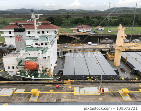 《Panama》Transiting through the Panama Canal 139072721