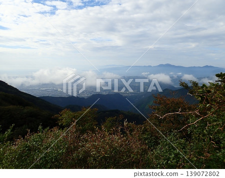 A traverse from Yabitsu Pass to Mt. Tonodake in late September (Hadano City, Kanagawa Prefecture) A traverse from Yabitsu Pass to Mt. Tonodake in late September (Hadano City, Kanagawa Prefecture) 139072802