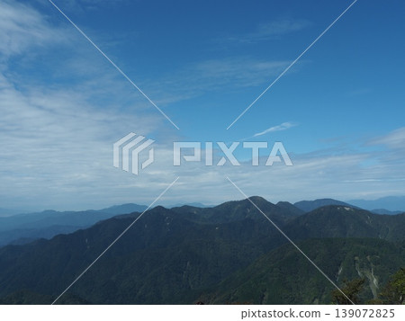 九月下旬從矢飛峠到戶之岳的健行之旅（神奈川縣羽田市） 139072825
