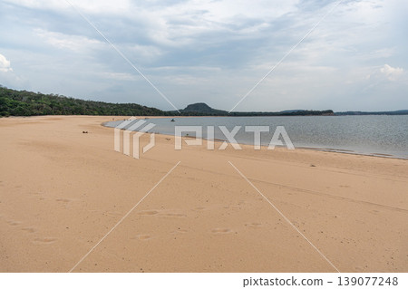 The beach of Ponta do Cururu, on the banks of the Tapajos River in Alter do Chao, state of Para in Brazil 139077248