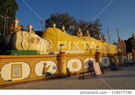 Myanmar, Mandalay, Skinny Buddha Pagoda 139077596