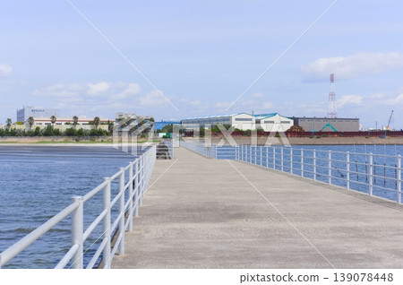 Around Sanbanze Seaside Park, Funabashi City, Chiba Prefecture, April 2026 Around Sanbanze Seaside Park, Funabashi City, Chiba Prefecture, April 2026 139078448