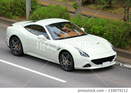 白色義大利跑車 白色義大利跑車 139079212