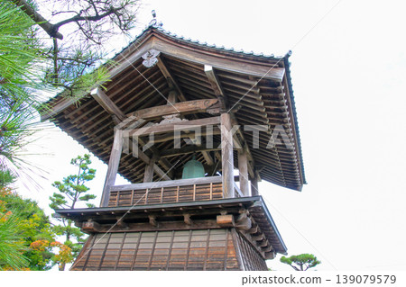 Oshiro Oshiro 139079579