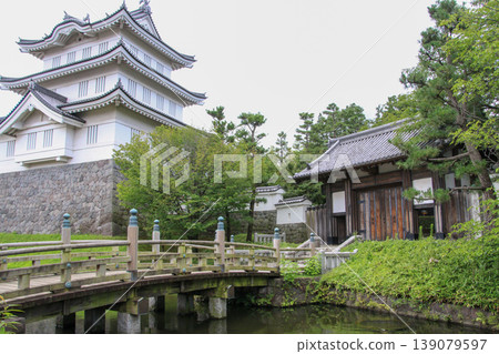 Oshiro Oshiro 139079597
