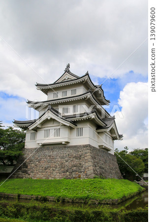 Oshiro Oshiro 139079600
