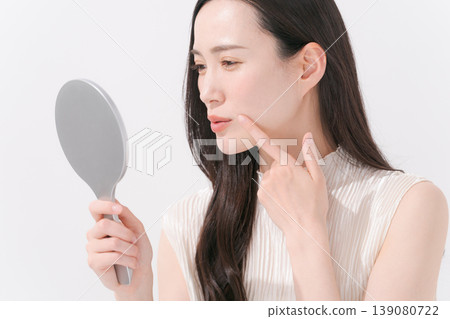 照鏡子的女人 照鏡子的女人 139080722
