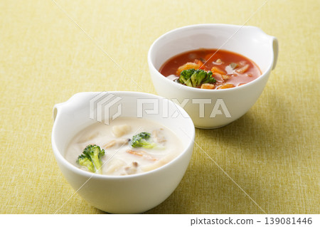 Two kinds of soup: minestrone and clam chowder Two kinds of soup: minestrone and clam chowder 139081446