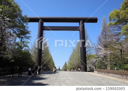 Yasukuni Shrine - Great Torii Gate 139082003